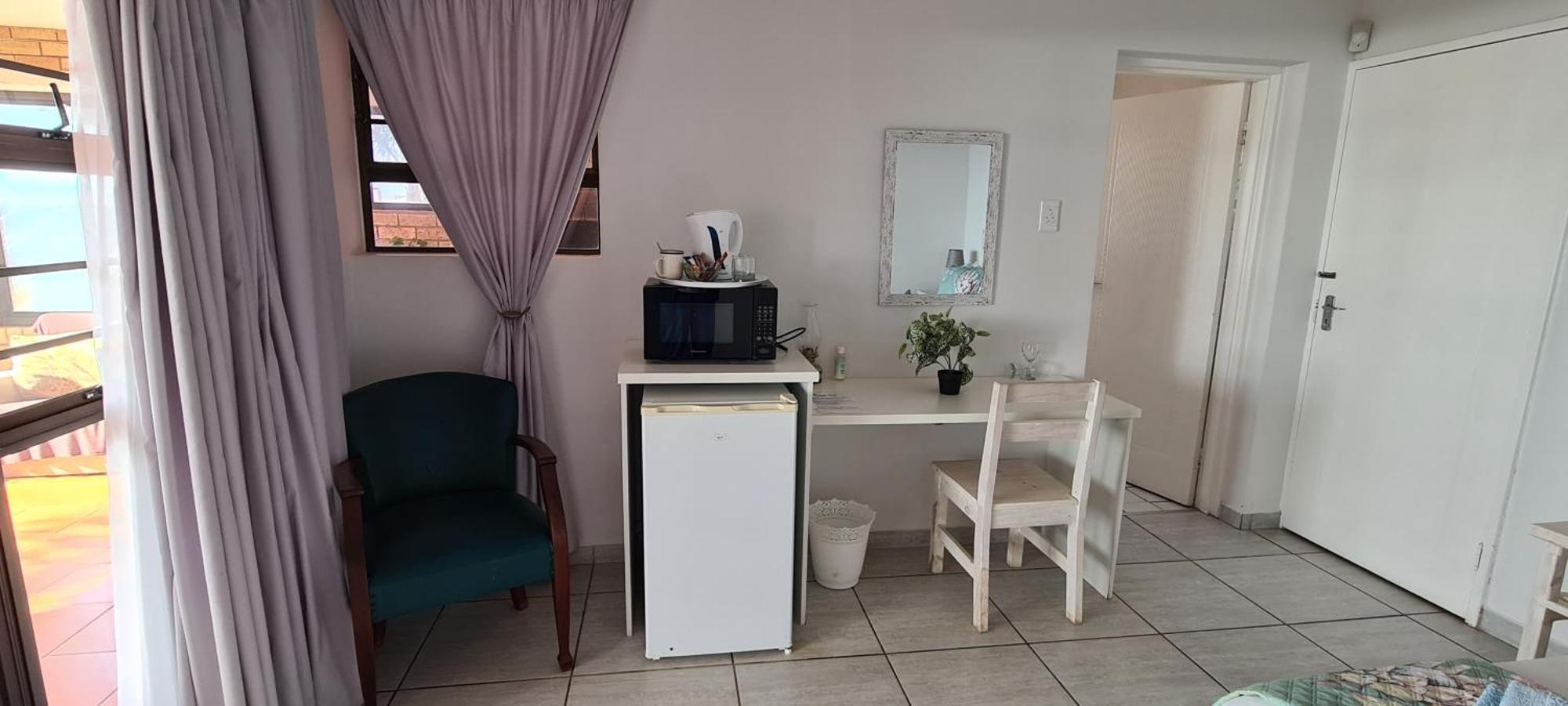 Ocean View Guest House Джефрис-Бей Экстерьер фото