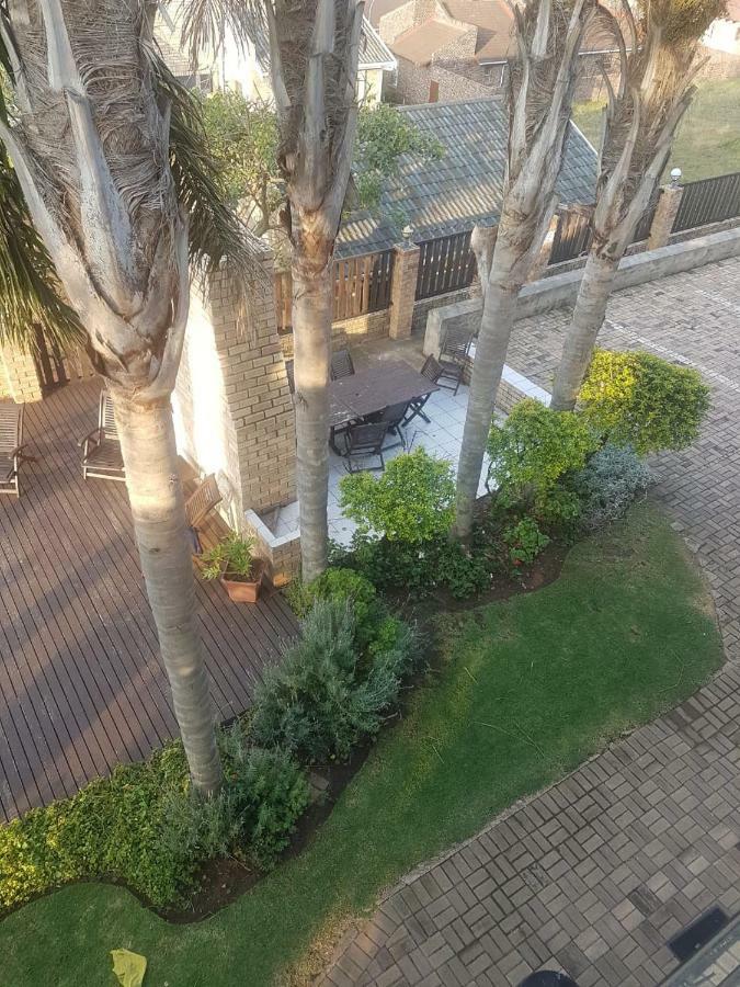 Ocean View Guest House Джефрис-Бей Экстерьер фото