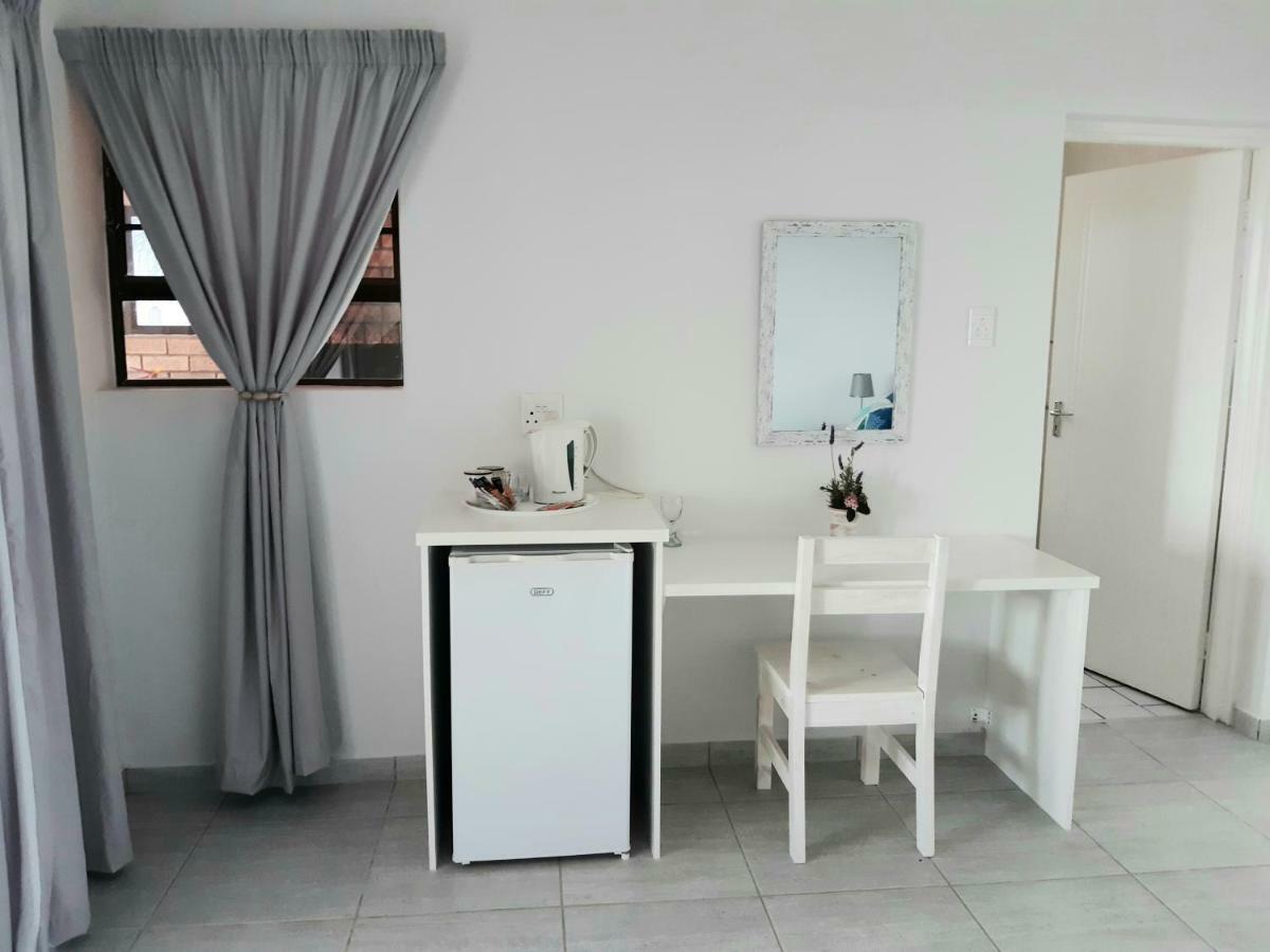 Ocean View Guest House Джефрис-Бей Экстерьер фото